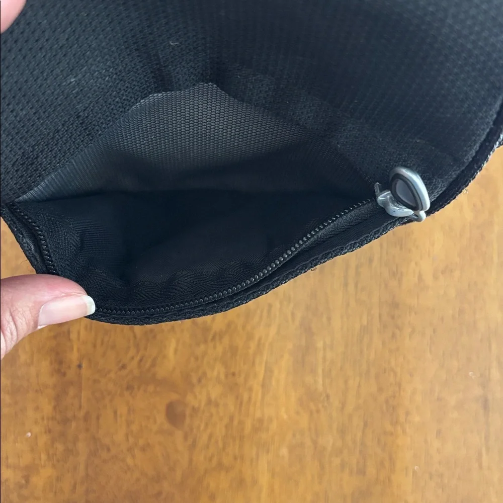 Tumi T3 6414STE Black Nylon Crossbody Messenger Bag